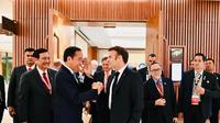 Presiden Joko Widodo (Jokowi) menggelar pertemuan bilateral dengan Presiden Republik Prancis Emmanuel Macron yang digelar di Bharat Mandapam, IECC, Pragati Maidan, New Delhi, India, pada Sabtu, 9 September 2023. (Foto: Biro Pers, Media, dan Informasi Sekretariat Presiden)