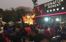 Berjam-jam antre, pengunjung konser Bon Jovi jebol pintu masuk