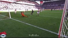 Berita video deretan penyelamatan terbaik dari para kiper klub di Bundesliga pada pekan ke-29. This video is presented by Ballball.