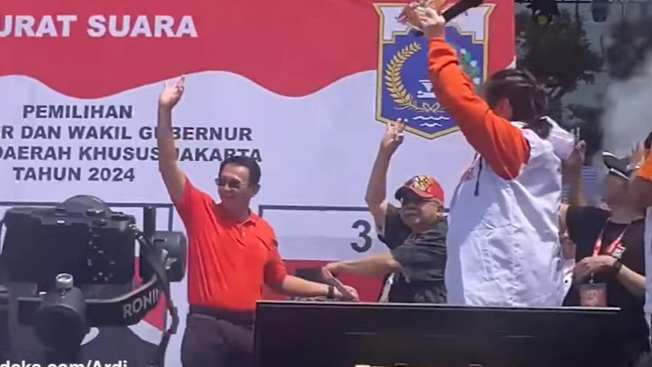 VIDEO: Ahok dan Foke Jadi Kejutan Kampanye Akbar 'Nyoblos' Bareng Pramono-Rano