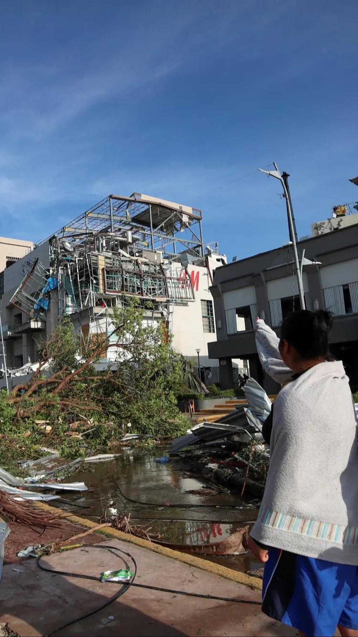 NHC telah menerapkan Otis sebagai badai dengan kategori tertinggi dalam skala lima level.<br>