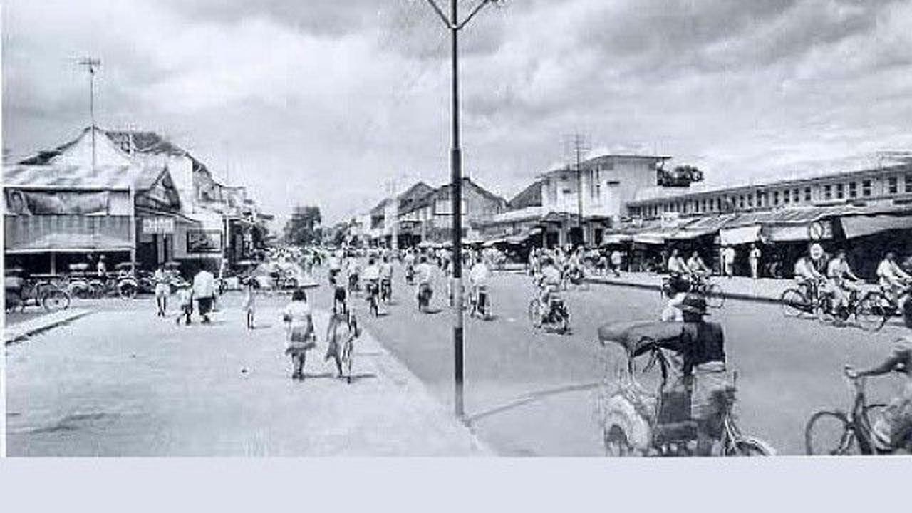 Sebelumnya, sepeda dan becak masih mendominasi