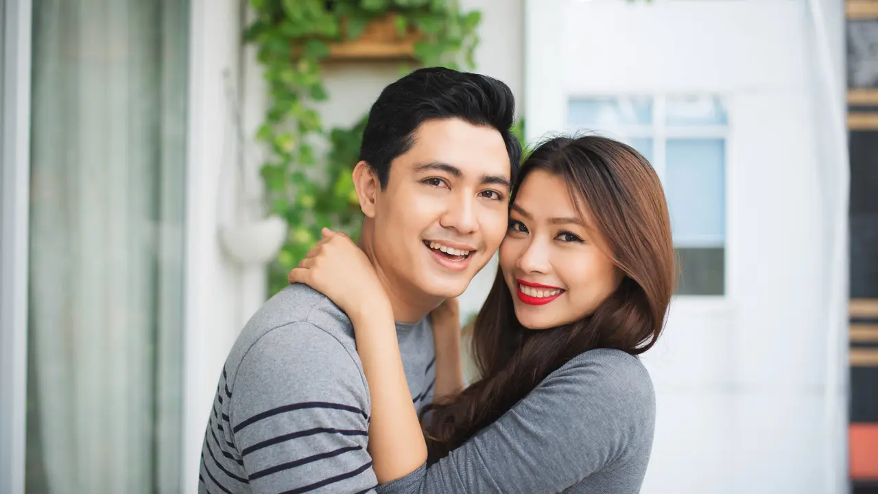 couple januari cinta sejati