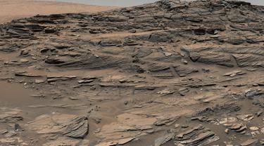Menguak Misteri Danau Pasir di Planet Mars