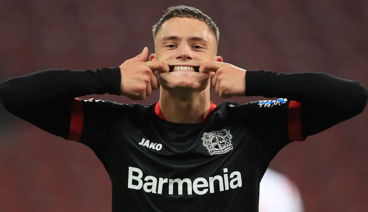 Florian Wirtz merupakan pemain muda andalan Bayer Leverkusen. Dirinya tercatat mampu lesatkan delapan gol dan delapan assist dari 38 penampilan di semua kompetisi pada musim 2020/2021. Saat ini Florian Wirtz terctat memiliki nilai banderol 45 juta Euro. (Foto: AFP/Pool/Wolfgang Rattay)