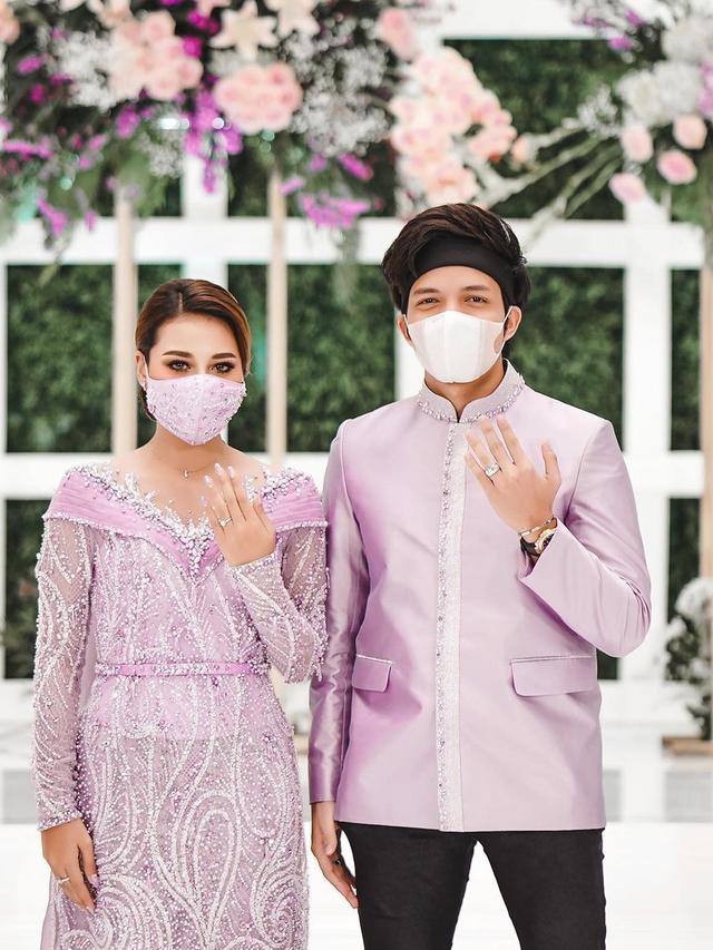 Lamaran Atta Halilintar dan Aurel Hermansyah. (Foto: Instagram @attahalilintar)
