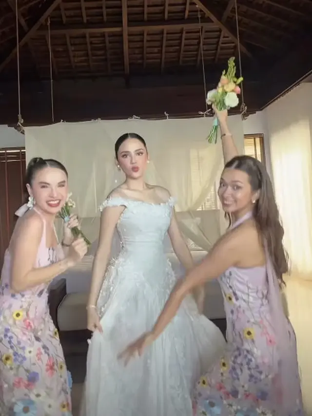 Pesona Para Bridesmaid Syifa Hadju di Resepsi Bali, Nuansa Floral yang Romantis dan Segar