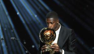 Pemain berusia 28 tahun itu mengungguli wonderkid Barcelona, Lamine Yamal, dan rekan setimnya di PSG, Vitinha, dalam pemungutan suara. (AP Photo/Thibault Camus)