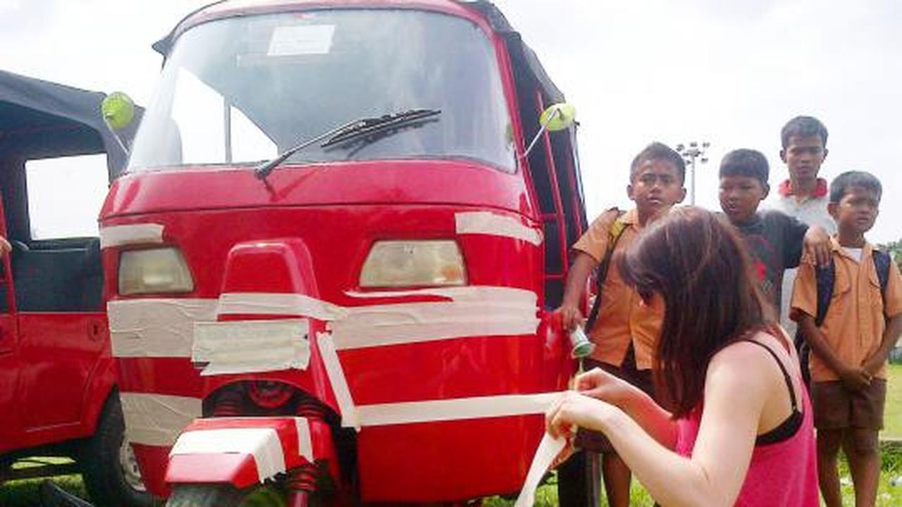 75 turis akan konvoi naik bajaj dari Medan sampai Bali