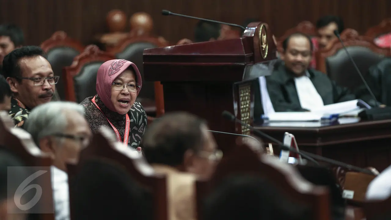 20160608-Wali Kota Risma Jadi Saksi Uji Materi UU Pemda di MK-Jakarta