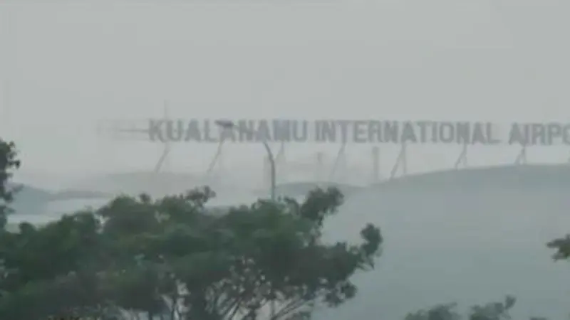 Kabut Asap Makin Pekat, Berbagai Bandara di Sumatera Lumpuh Total