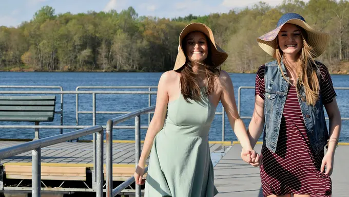 Ini Bukti Kalau Persahabatanmu Sudah Erat Nggak Ada Obat!