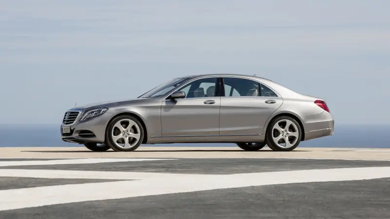 Mercedes S550 Sedan