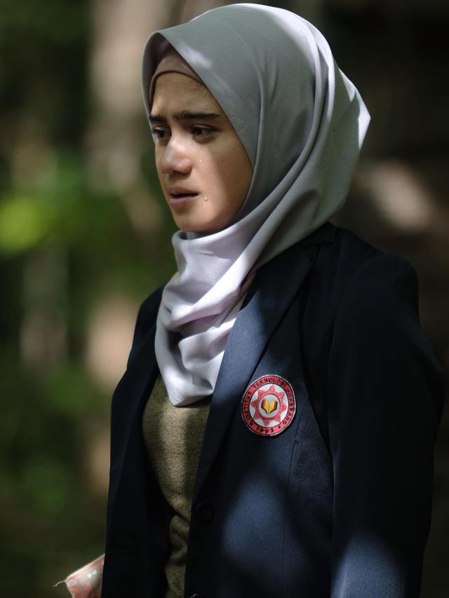 Berperan Sebagai Nur di KKN Desa Penari, Ini 6 Pesona Tissa Biani saat Berhijab