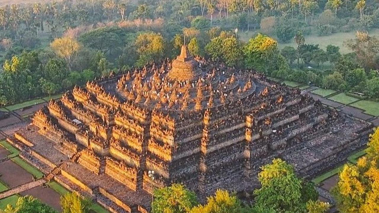 Kemegahan Candi Borobudur