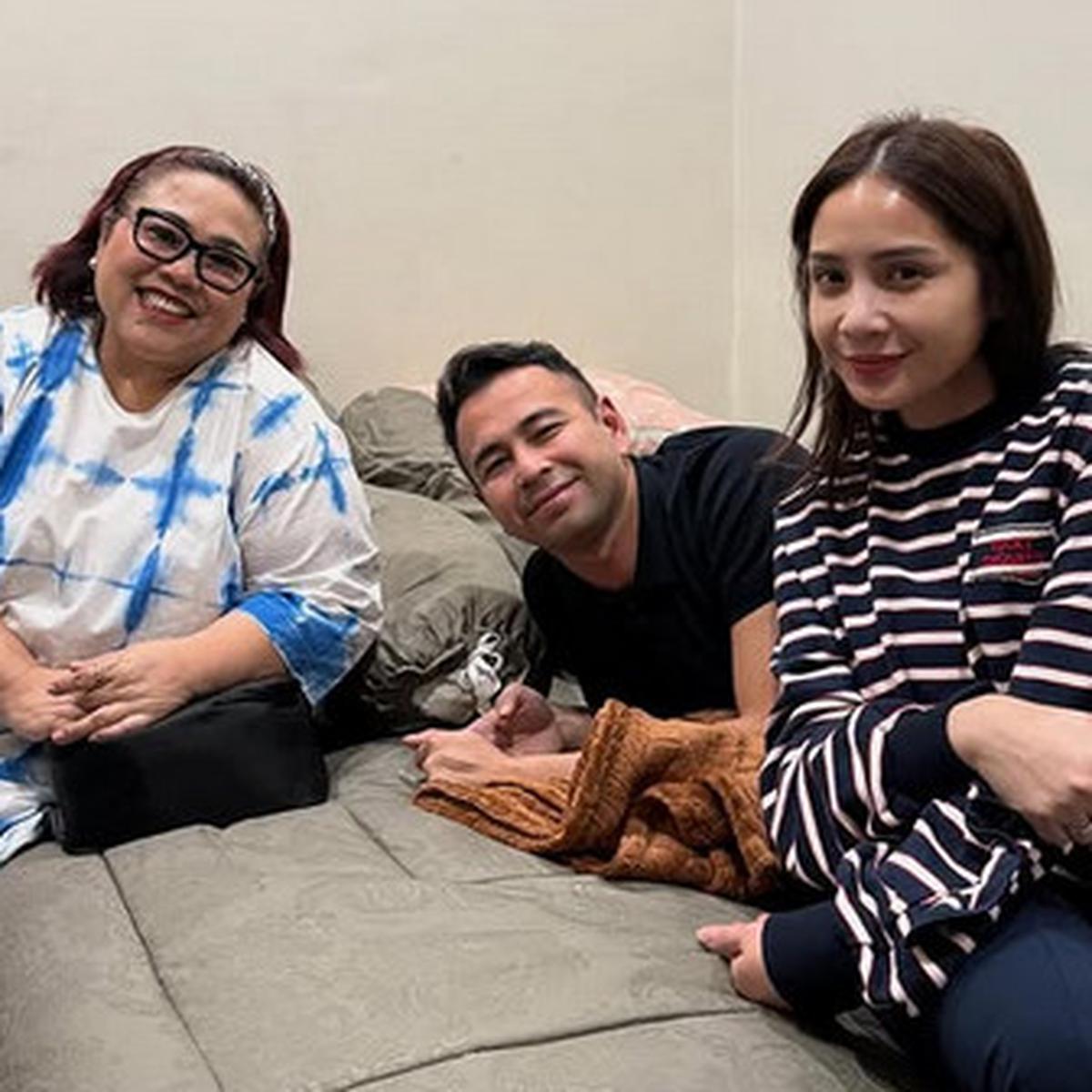 Raffi Ahmad & Nagita Slavina Kunjungi Kosan Nunung Srimulat, Dipuji Pasangan Panutan Hobi Membantu Banyak Orang