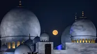 6 Amalan Terbaik di Akhir Dzulqa’dah, Persiapan Ibadah Menyambut Bulan Dzulhijjah