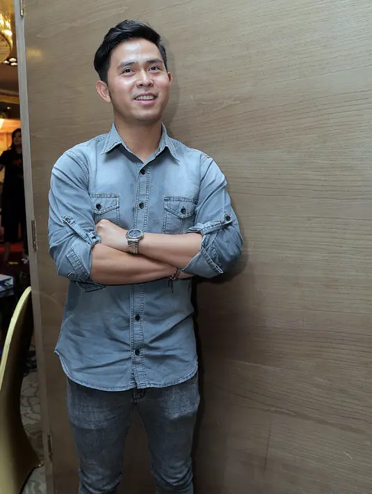 Cakra Khan