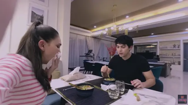 Detail Dapur Rumah Luna Maya (Foto: YouTube Luna Maya)