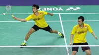 Ganda putra Indonesia Hendra Setiawan/Mohammad Ahsan lolos ke babak dua Prancis Terbuka Super Series 2015. (Liputan6.com/Humas PP PBSI)