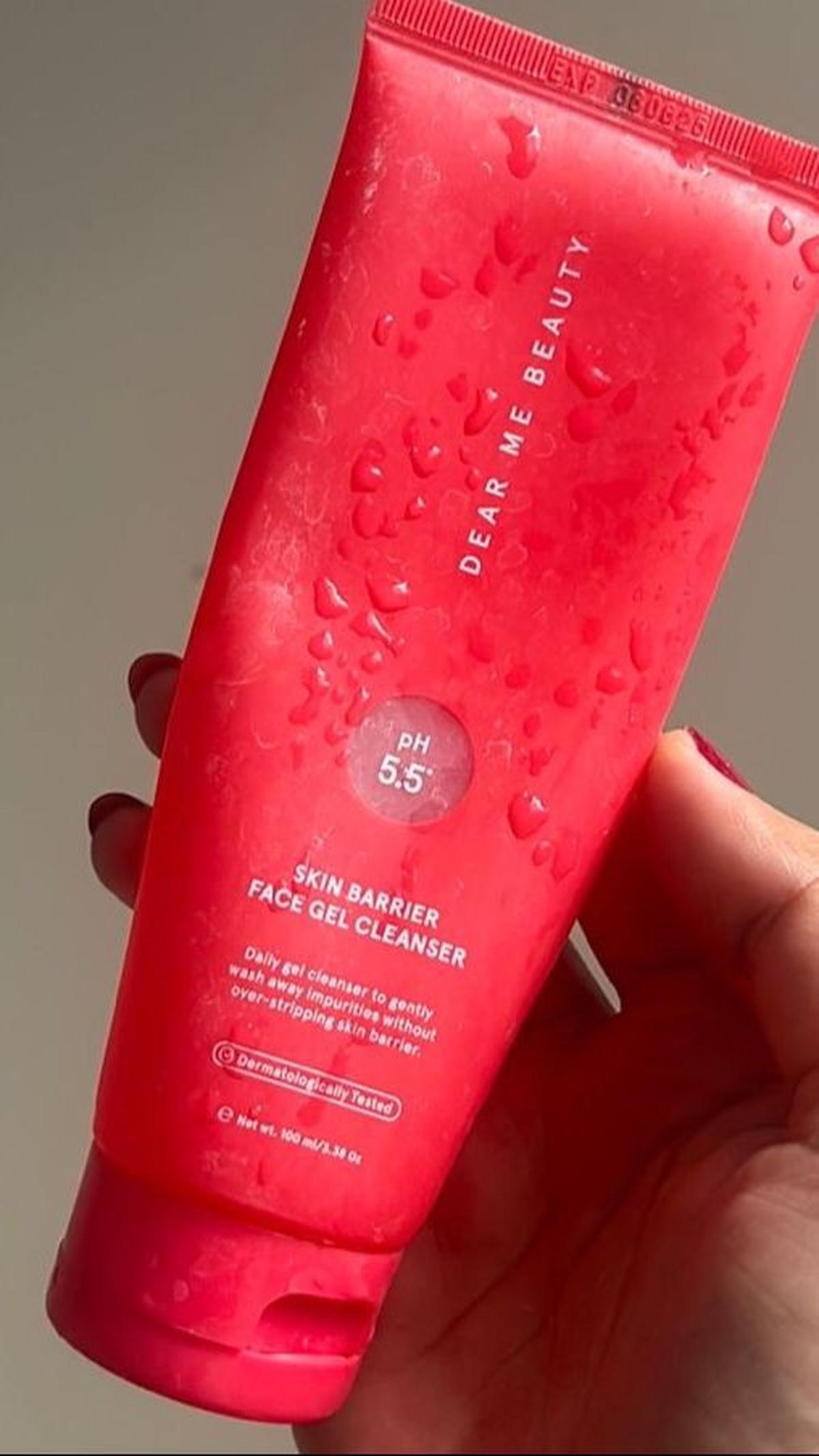 3. Dear Me Beauty Skin Barrier Face Gel Cleanser