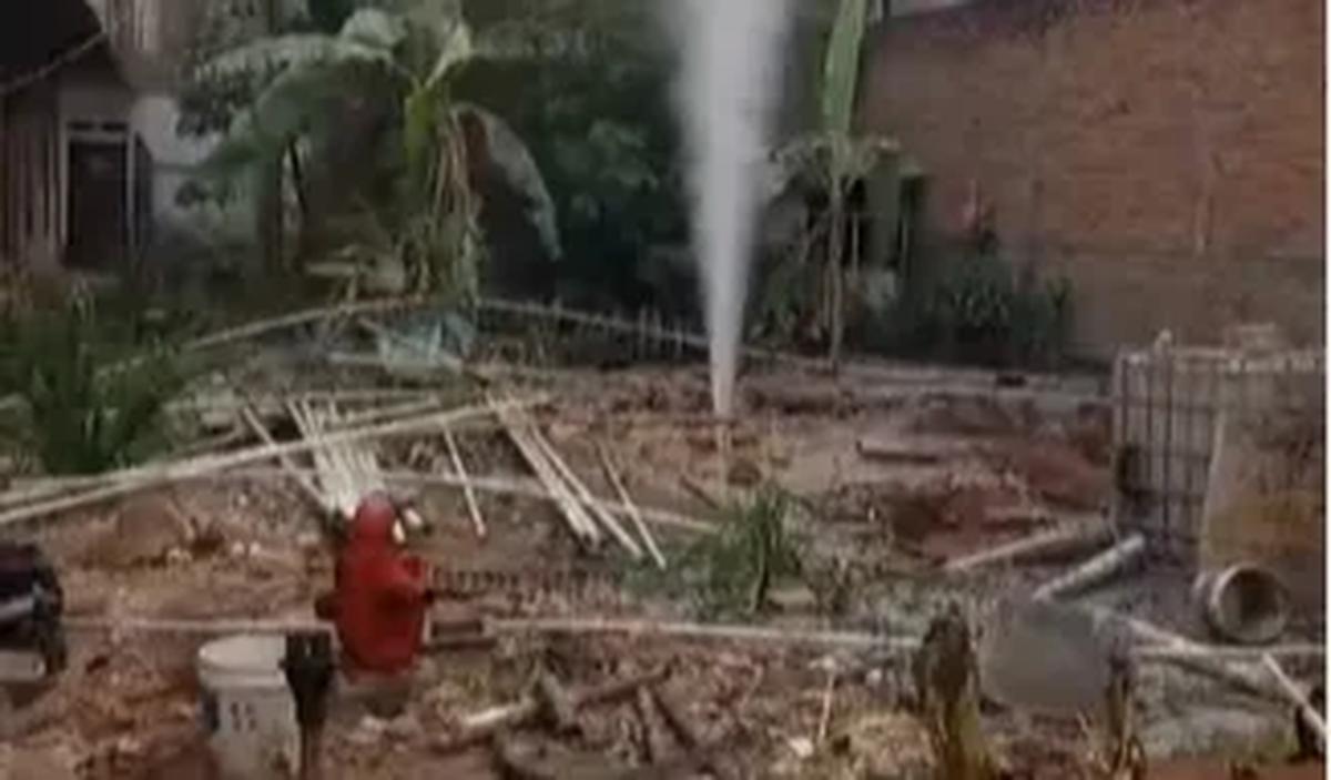 Galian bor sumur mencapai 130 meter