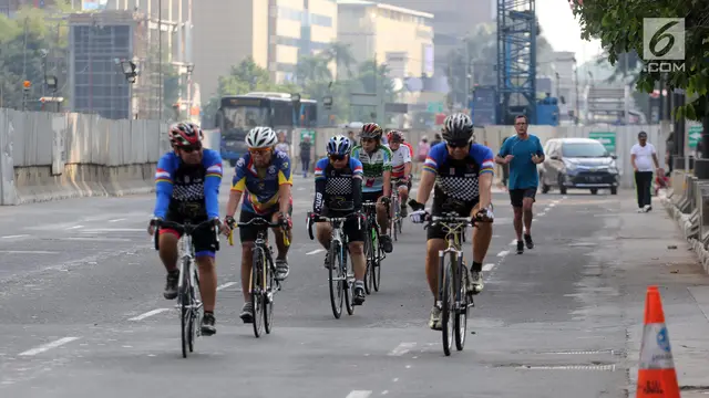 CFD Ditiadakan, Warga Tetap Berolahraga di Jalan Sudirman - Thamrin