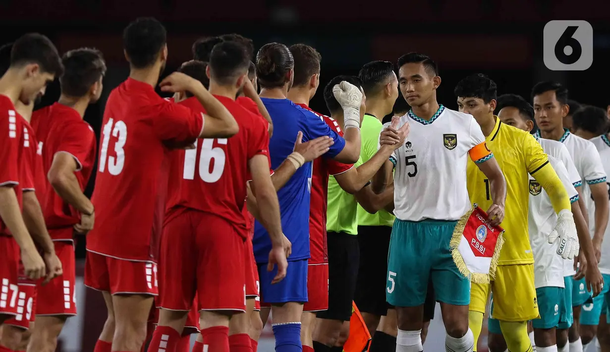 Kemenangan kali ini sekaligus membalas kekalahan timnas Indonesia U-22 dari Lebanon pada pertandingan pertama yang digelar Jumat (14/4) lalu. (Liputan6.com/Herman Zakharia)