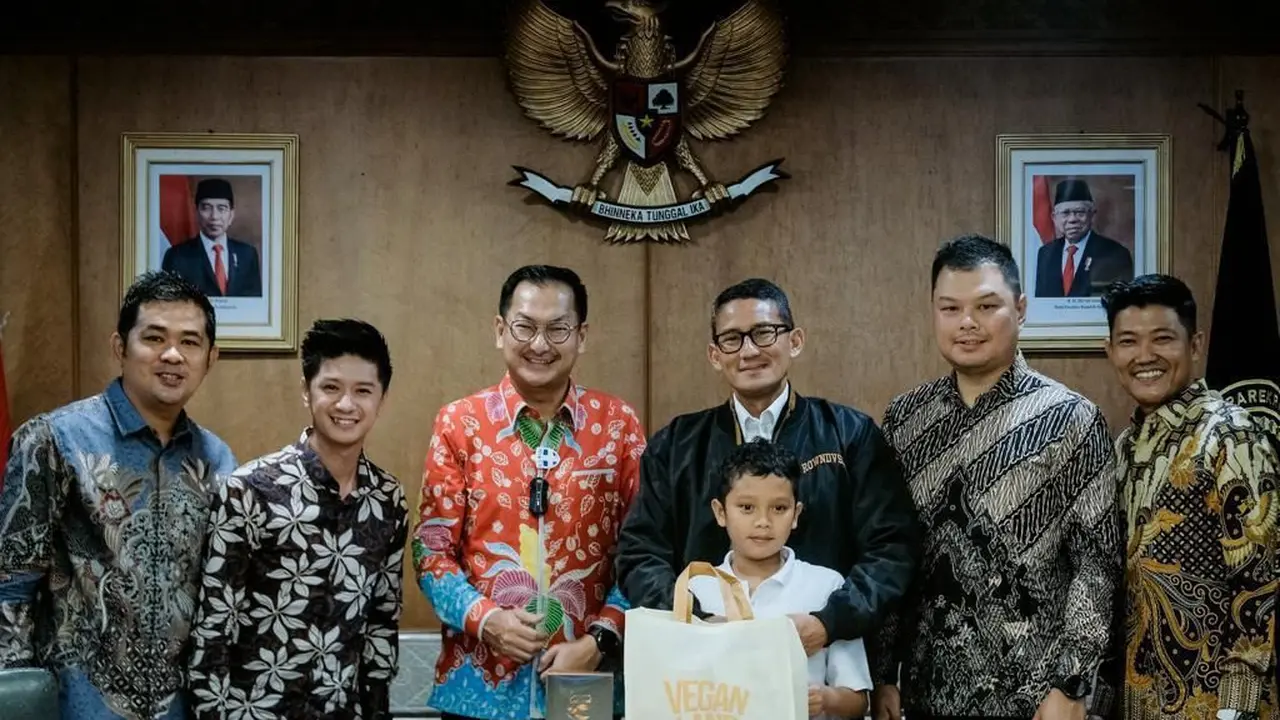 Mengenal Sutrisnolimz, Pedagang yang Kini Punya Ratusan Followers Berkat Konten Lucu