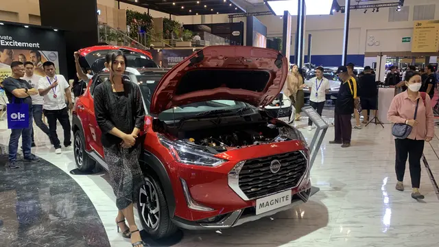 Gunakan Baju Adat, SPG GIIAS 2023 Turut Memeriahkan Hari Raya Kemerdekaan