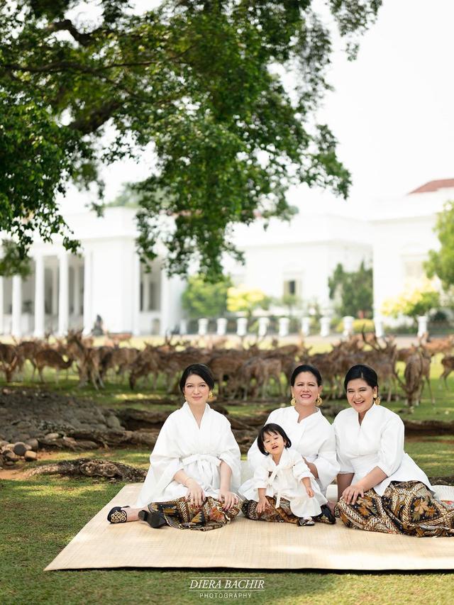 Kahiyang Ayu, Iriana Jokowi, Selvi Ananda, dan Sedah Mirah. (Foto: Dok. Instagram @dierabachir)