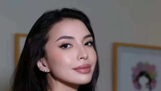 Manohara Odelia kembali memikat netizen. (credit: instagram.com/loritayoung_mua)