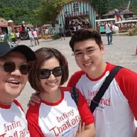 Asty Ananta berbahagia menjalani liburan di Thailand. (Instagram/asty_ananta)