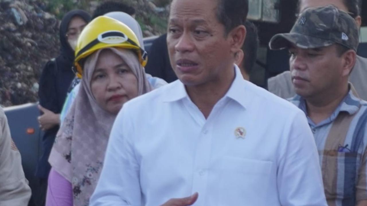 Menteri Lingkungan Hidup dan Kehutanan (LHK) Hanif Faisal Nurofiq