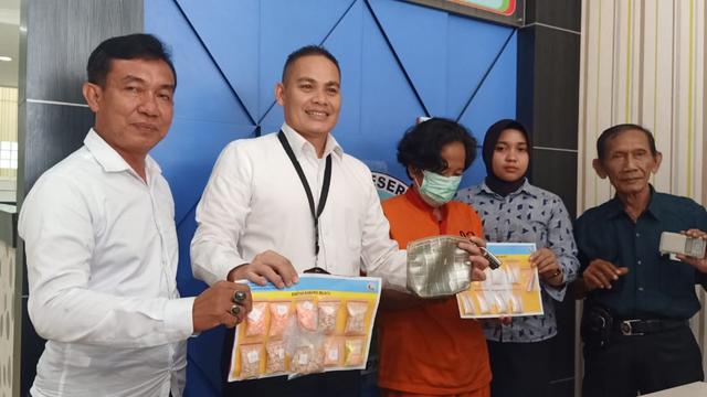 Baku Tembak Polisi dan Pelaku Pembobol Rumah Ibadah di Palembang