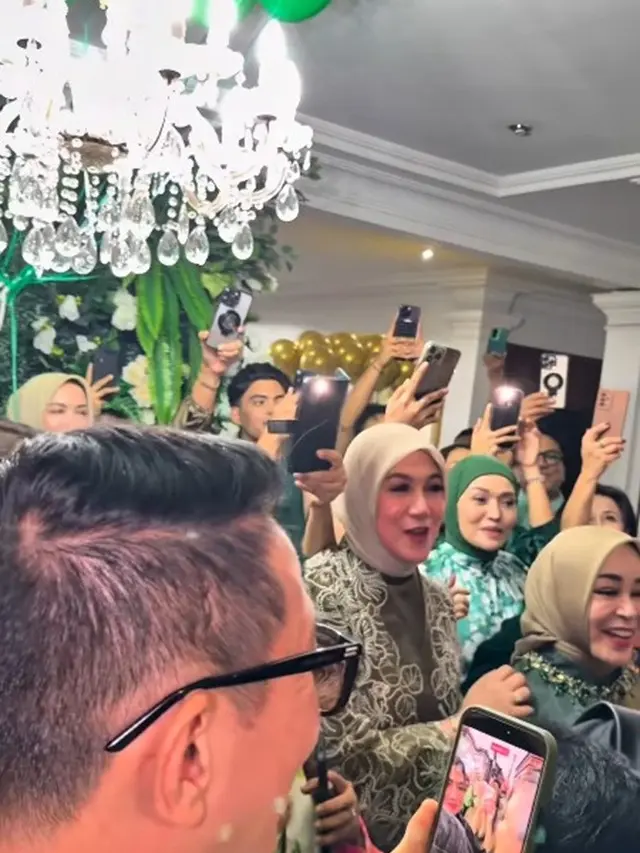 Dekorasi Acara Surprise Ultah Rieta Amilia