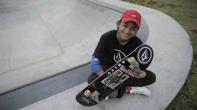 Skateboard