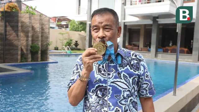 Komisaris PT Persib Bandung Bermartabat, Umuh Muchtar