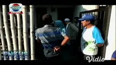 Anggota TNI di Probolinggo, Jawa Timur, Bambang Irawan, tewas di tangan perampok, setelah dibacok kawanan perampok di bagian perut dan tangan.