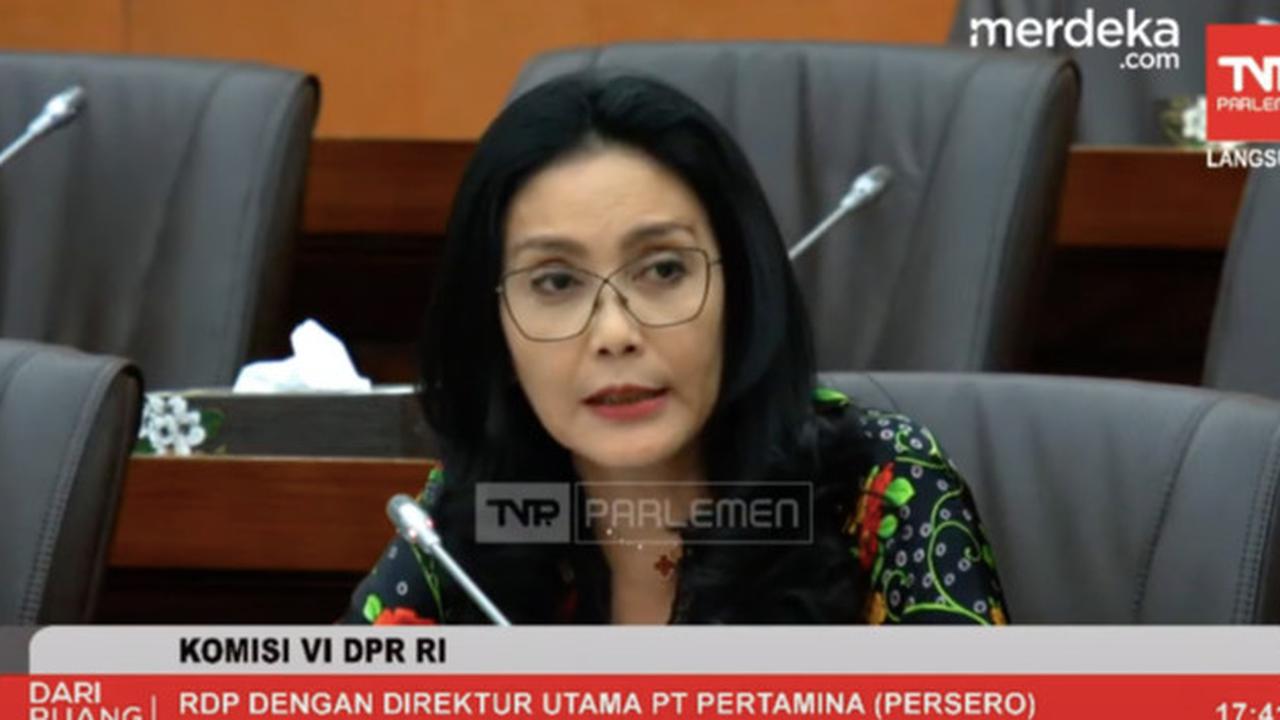 Keras! Rieke 'Oneng' Tolak Penghapusan Subsidi BBM Ojek Online 'Kategori Rentan Tidak Miliki Jaminan Sosial
