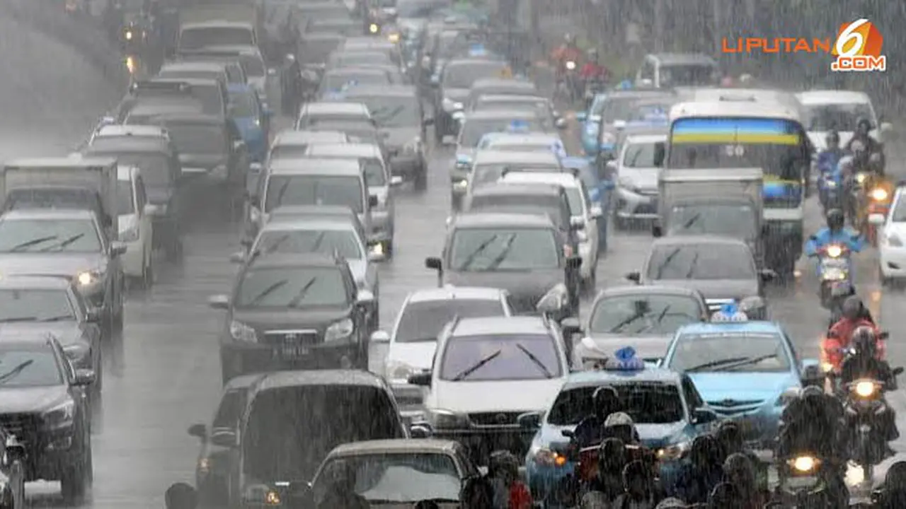 banjir-hujan-macet-140121a.jpg