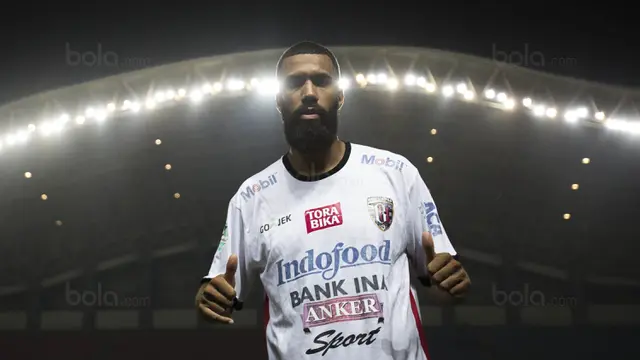 Sylvano Comvalius