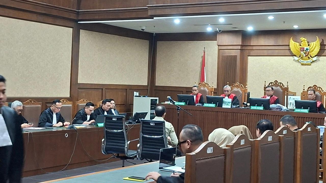 Nadiem Baca Duplik, Curhat Dirawat hingga Kembali Ungkit Mandat Jokowi Soal Digitalisasi Pendidikan