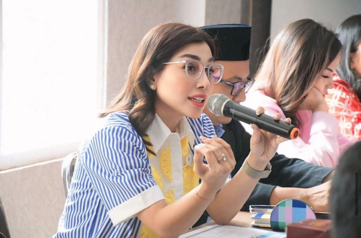 Outfit Nisya Ahmad Dikritik saat Diundang Makan Siang Kemenpora, Gaya Fashionnya Jadi Sorotan