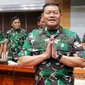 Kepala Staf TNI Angkatan Laut (Kasal) Laksamana TNI Yudo Margono bersiap mengikuti uji kelayakan dan kepatutan (fit and proper test) calon Panglima TNI di Komisi I DPR, Kompleks Parlemen, Senayan, Jumat (2/12/2022). Laksamana TNI Yudo Margono merupakan calon tunggal Panglima TNI yang diusulkan oleh Presiden Joko Widodo. (Liputan6.com/Angga Yuniar)