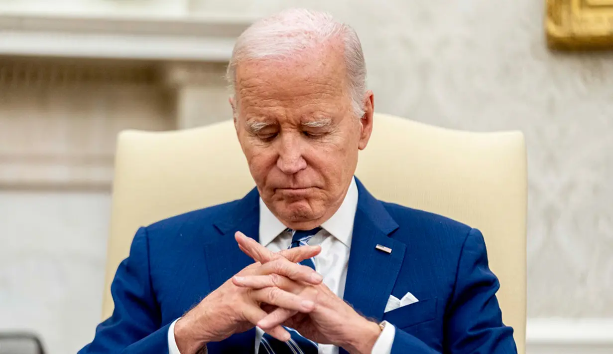 Dalam kesempatan itu, Presiden Biden menyampaikan bahwa kerja sama antara Indonesia dan Amerika Serikat yang meningkat menjadi kemitraan strategis komprehensif, menandakan era baru kerja sama antarkedua negara dalam berbagai bidang. "Termasuk di dalamnya adalah peningkatkan kerja sama kita dalam hal keamanan," ucap Biden. (AP Photo/Andrew Harnik)