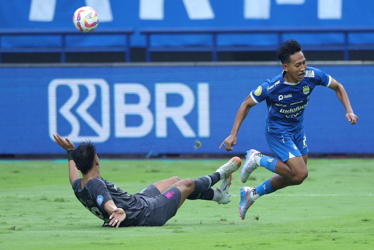 FOTO: Persib Bandung Juara Liga 1 BRI 2024/2025 dengan menutup Kemenangan 3-2 atas Persis Solo