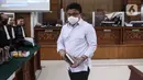 Ferdy Sambo usai menjalani sidang lanjutan  pembacaan tuntutan oleh Jaksa Penuntut Umum kasus pembunuhan berencana terhadap Brigadir Nopriansyah Yosua Hutabarat di Pengadilan Negeri Jakarta Selatan, Jakarta, Selasa (17/1/2023). Sambo juga diyakini melanggar pasal 49 juncto pasal 33 Undang-Undang No 19 Tahun 2016 tentang Perubahan atas Undang-Undang Nomor 11 Tahun 2008 tentang Informasi dan Transaksi Elektronik juncto pasal 55 ayat 1 ke-1 KUHP. (Liputan6.com/JohanTallo)