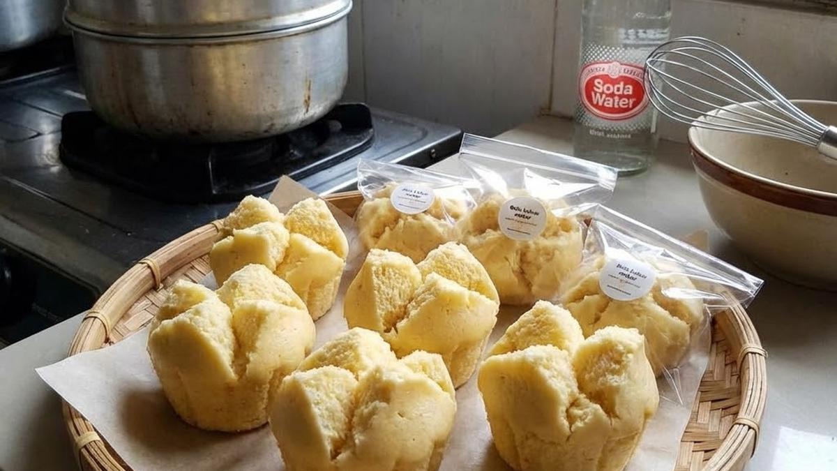 Resep Bolu Kukus Tanpa Mixer Anti Gagal, Dijamin Lembut dan Mekar Sempurna