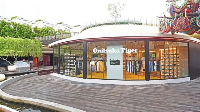 Butik terbaru Onitsuka Tiger di Bali